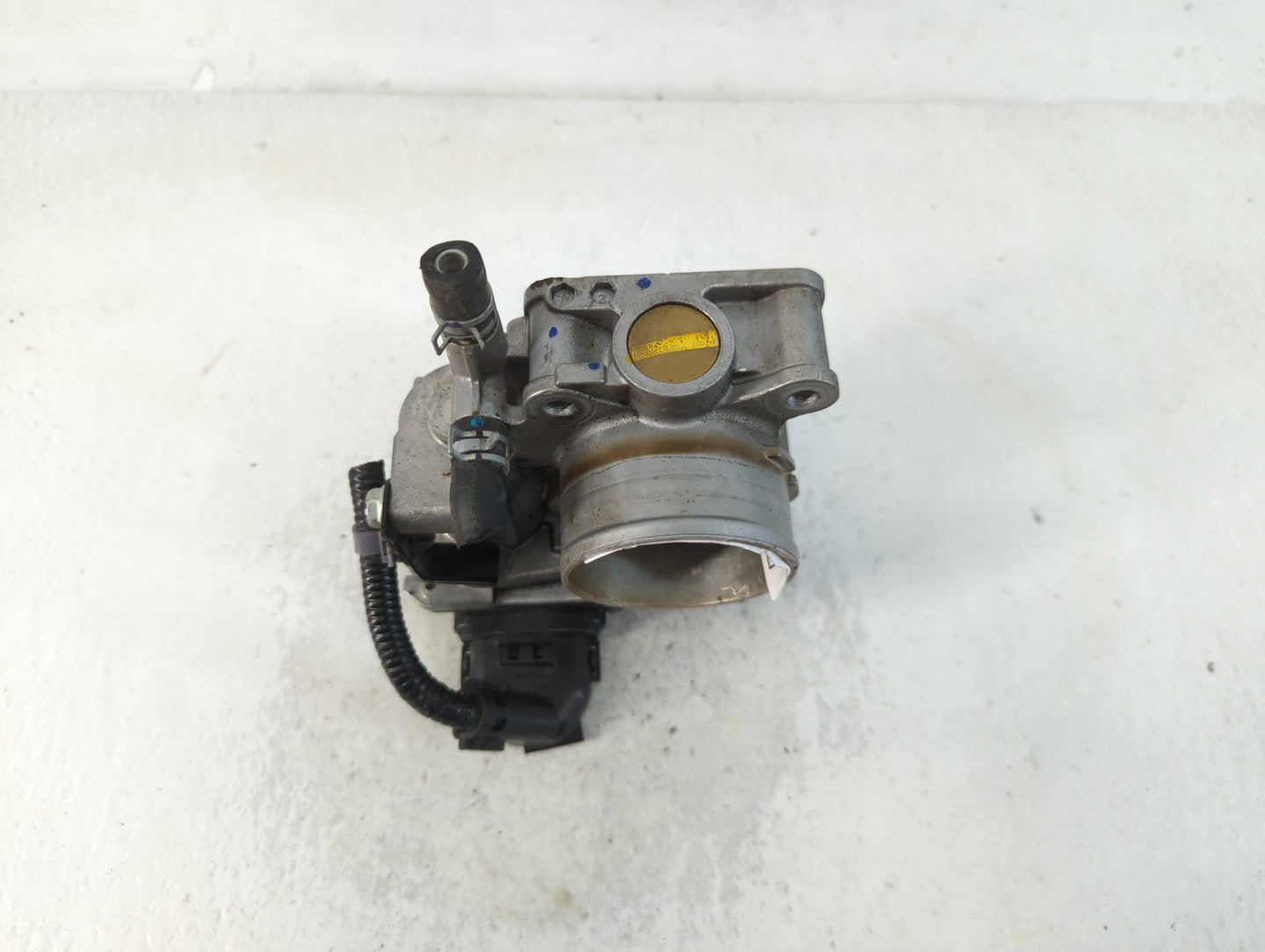 2016-2022 Honda Civic Throttle Body P/N:031019 M20214, GMH1A Fits Fits 2016 2017 2018 2019 2020 2021 2022 OEM Used Auto Part