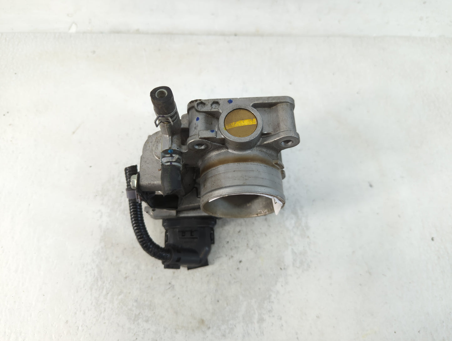 2016-2022 Honda Civic Throttle Body P/N:031019 M20214, GMH1A Fits Fits 2016 2017 2018 2019 2020 2021 2022 OEM Used Auto Part