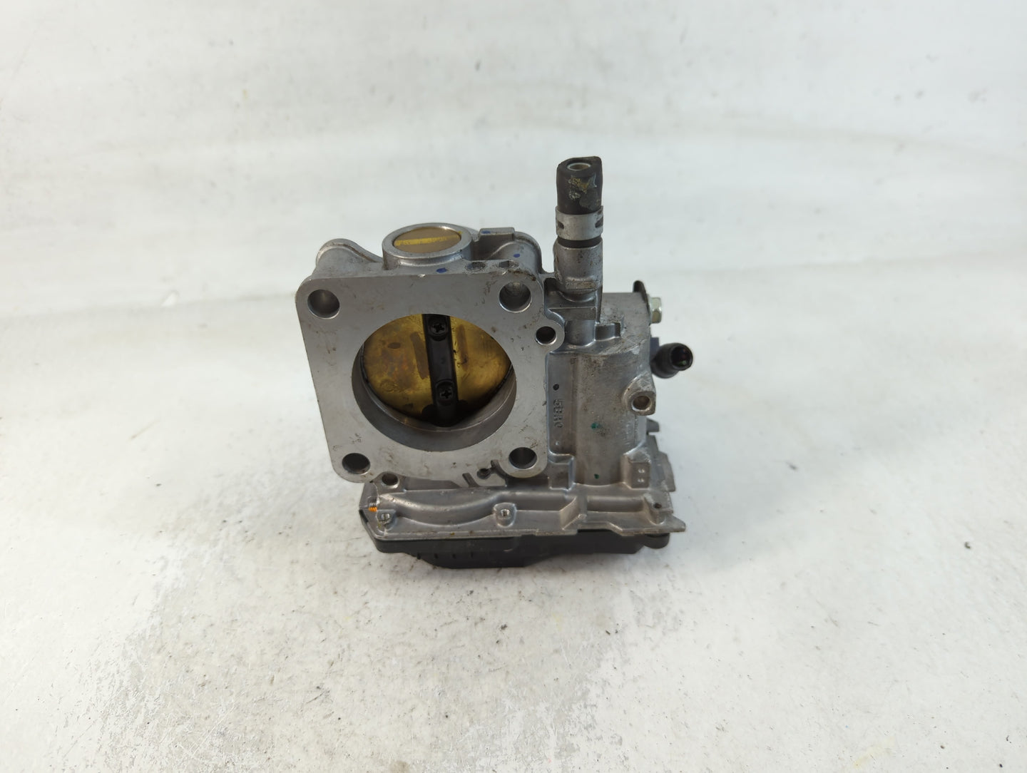 2016-2022 Honda Civic Throttle Body P/N:031019 M20214, GMH1A Fits Fits 2016 2017 2018 2019 2020 2021 2022 OEM Used Auto Part