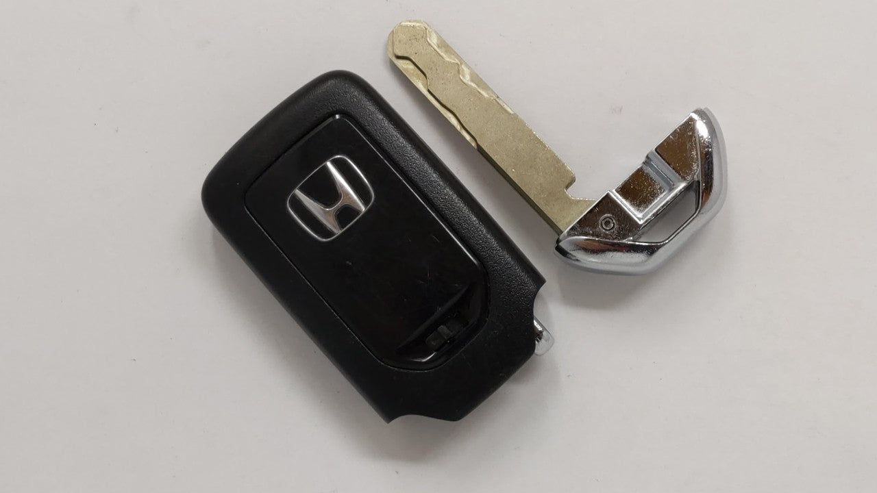 Honda Cr-V Civic Keyless Entry Remote Fob Kr5v2x A2c97183600 - Oemusedautoparts1.com