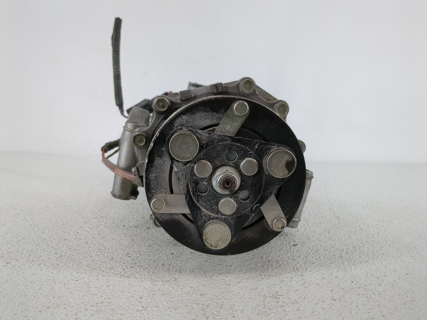 2017-2022 Honda Cr-v Air Conditioning A/c Ac Compressor Oem - Oemusedautoparts1.com