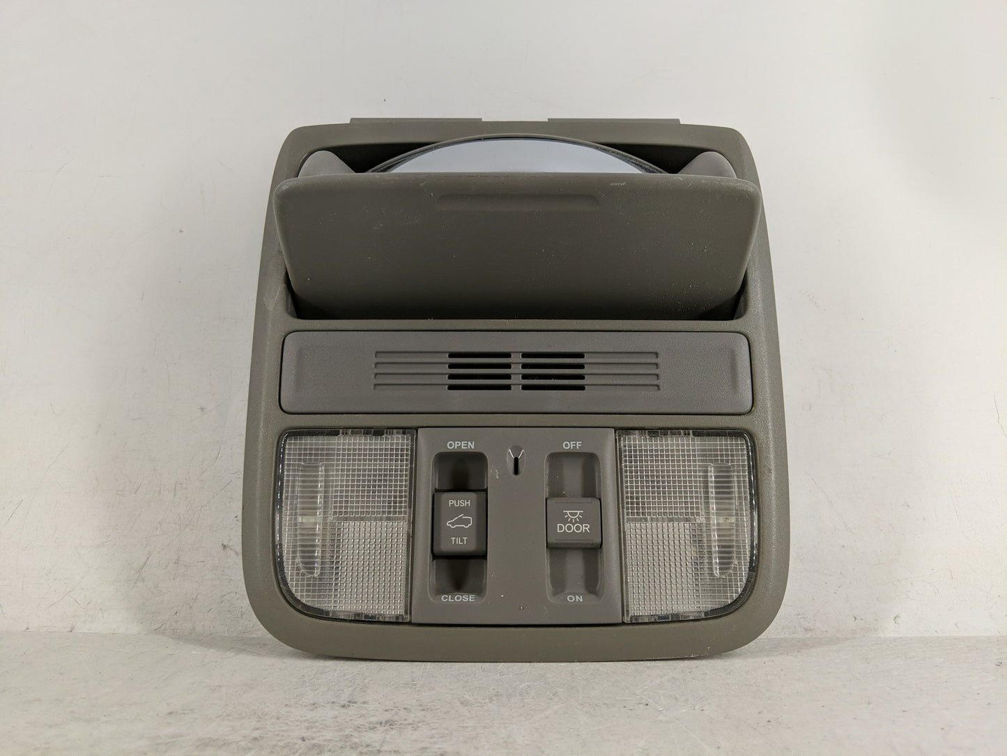 2022 Honda Cr-v Overhead Roof Console 1188826 - Oemusedautoparts1.com