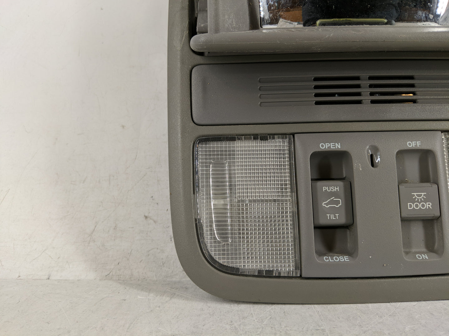 2022 Honda Cr-v Overhead Roof Console 1188826 - Oemusedautoparts1.com