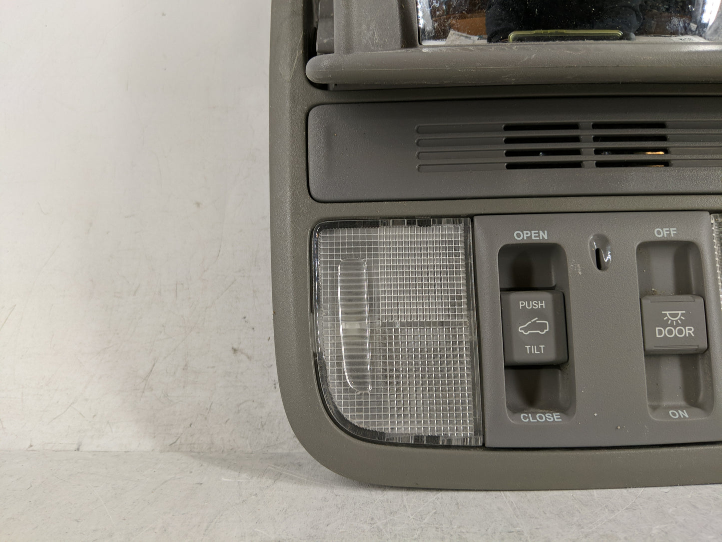 2022 Honda Cr-v Overhead Roof Console 1188826 - Oemusedautoparts1.com