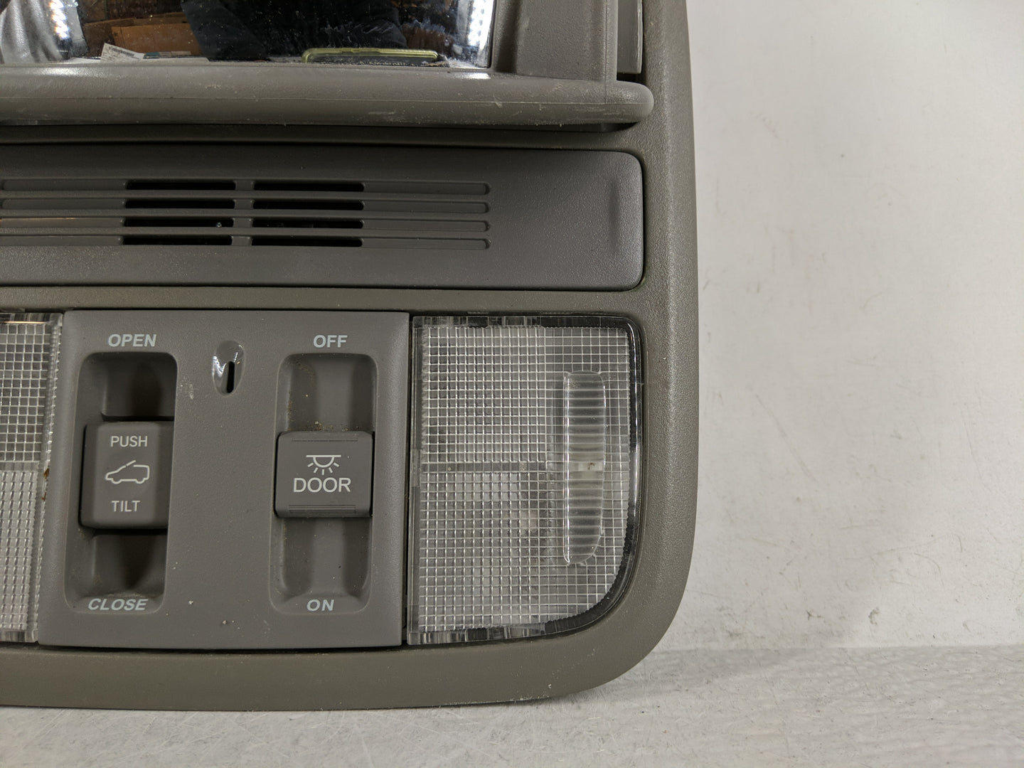 2022 Honda Cr-v Overhead Roof Console 1188826 - Oemusedautoparts1.com