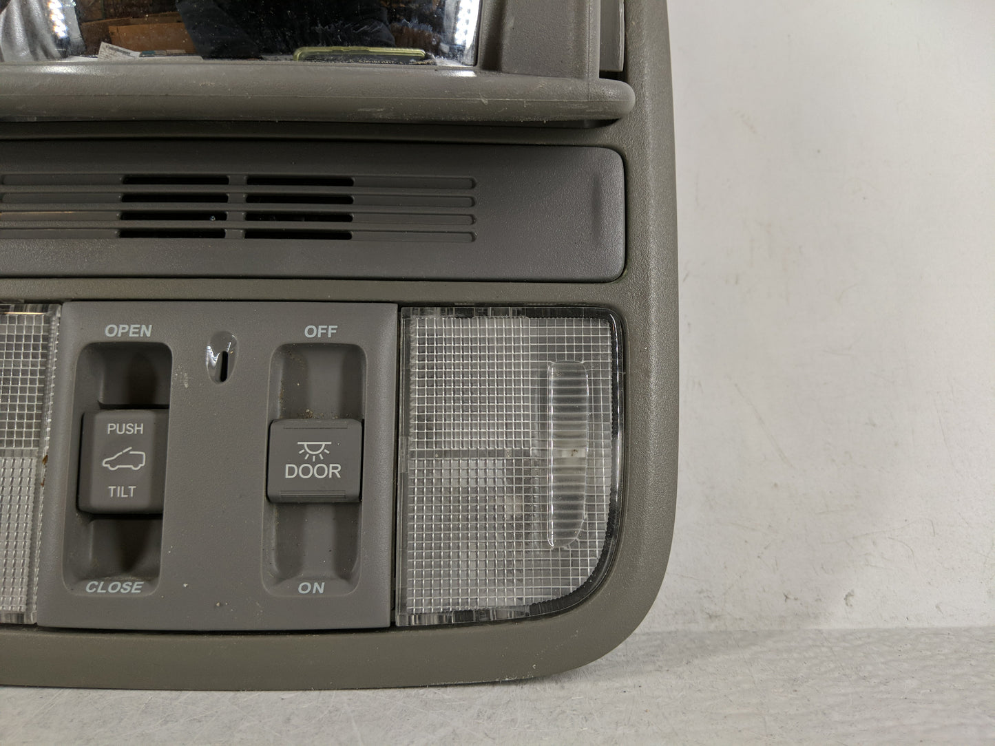 2022 Honda Cr-v Overhead Roof Console 1188826 - Oemusedautoparts1.com
