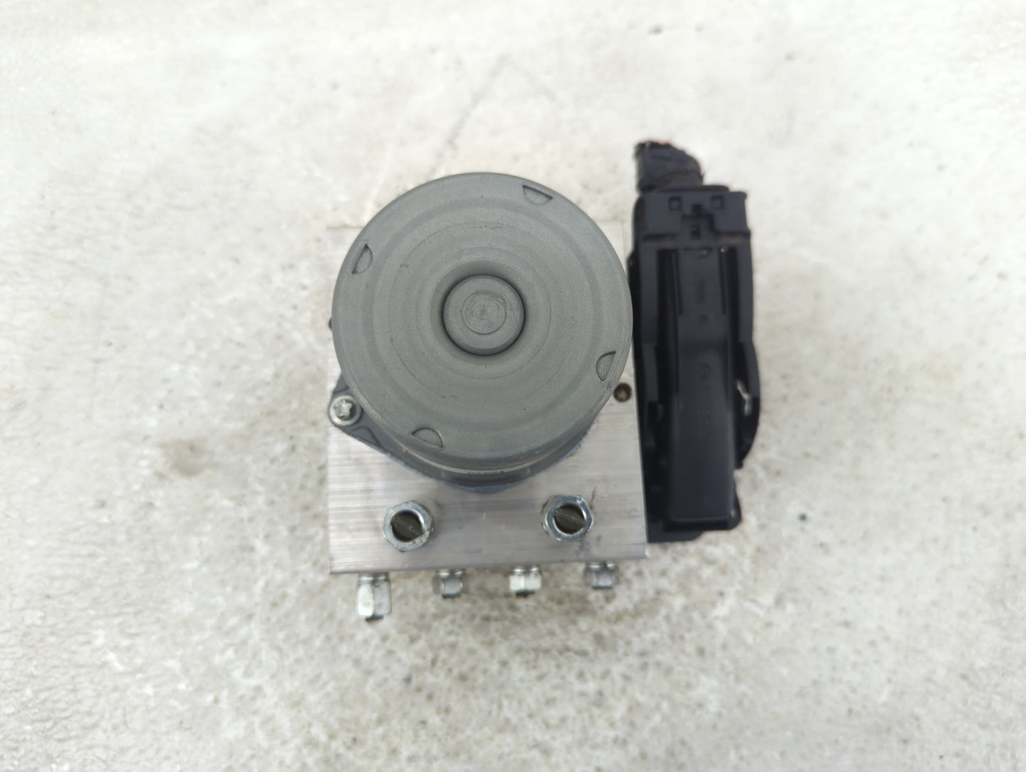 2020-2022 Honda Cr-V ABS Pump Control Module Replacement P/N:57110-TLB-A830-M1 Fits Fits 2020 2021 2022 OEM Used Auto Parts 
