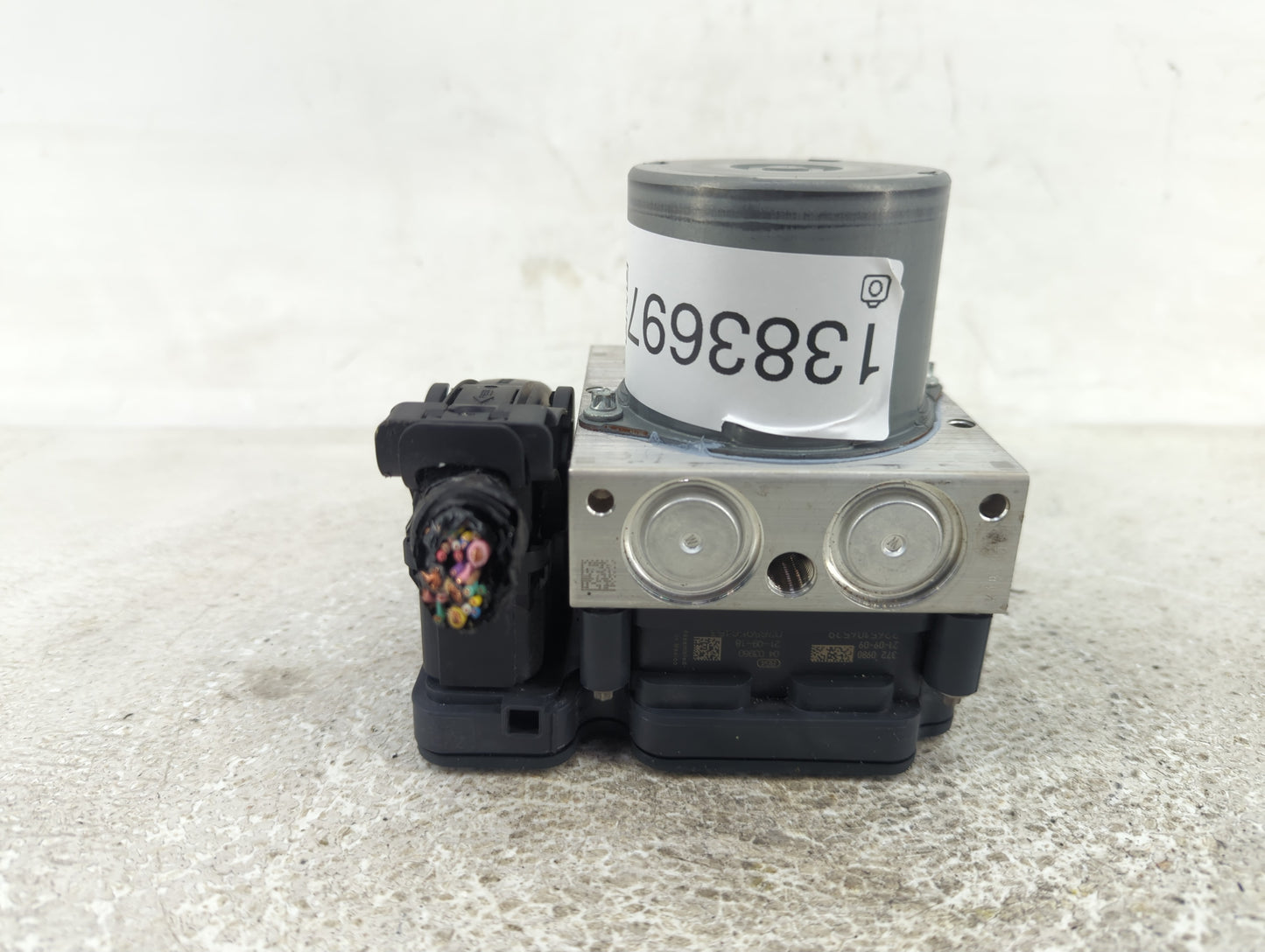 2020-2022 Honda Cr-V ABS Pump Control Module Replacement P/N:57110-TLB-A830-M1 Fits Fits 2020 2021 2022 OEM Used Auto Parts 