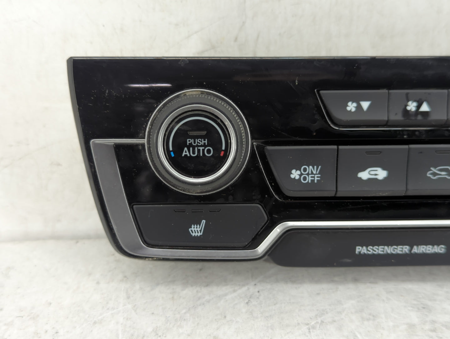 2020-2022 Honda Cr-V Climate Control Module Temperature AC/Heater Replacement P/N:79620TLAA510C1 Fits Fits 2020 2021 2022 OE