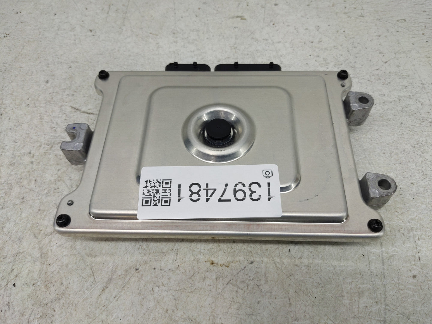 2021-2022 Honda Cr-V PCM Engine Control Computer ECU ECM PCU OEM P/N:37820-5PA-AH3 Fits Fits 2021 2022 OEM Used Auto Parts -