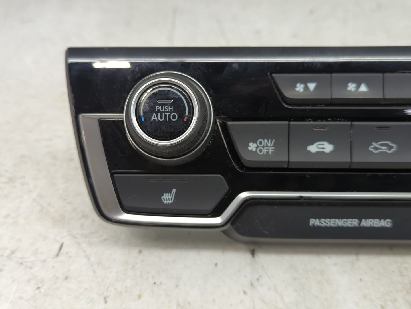 2020-2022 Honda Cr-V Climate Control Module Temperature AC/Heater Replacement P/N:79620TLAA510C1 Fits Fits 2020 2021 2022 OE