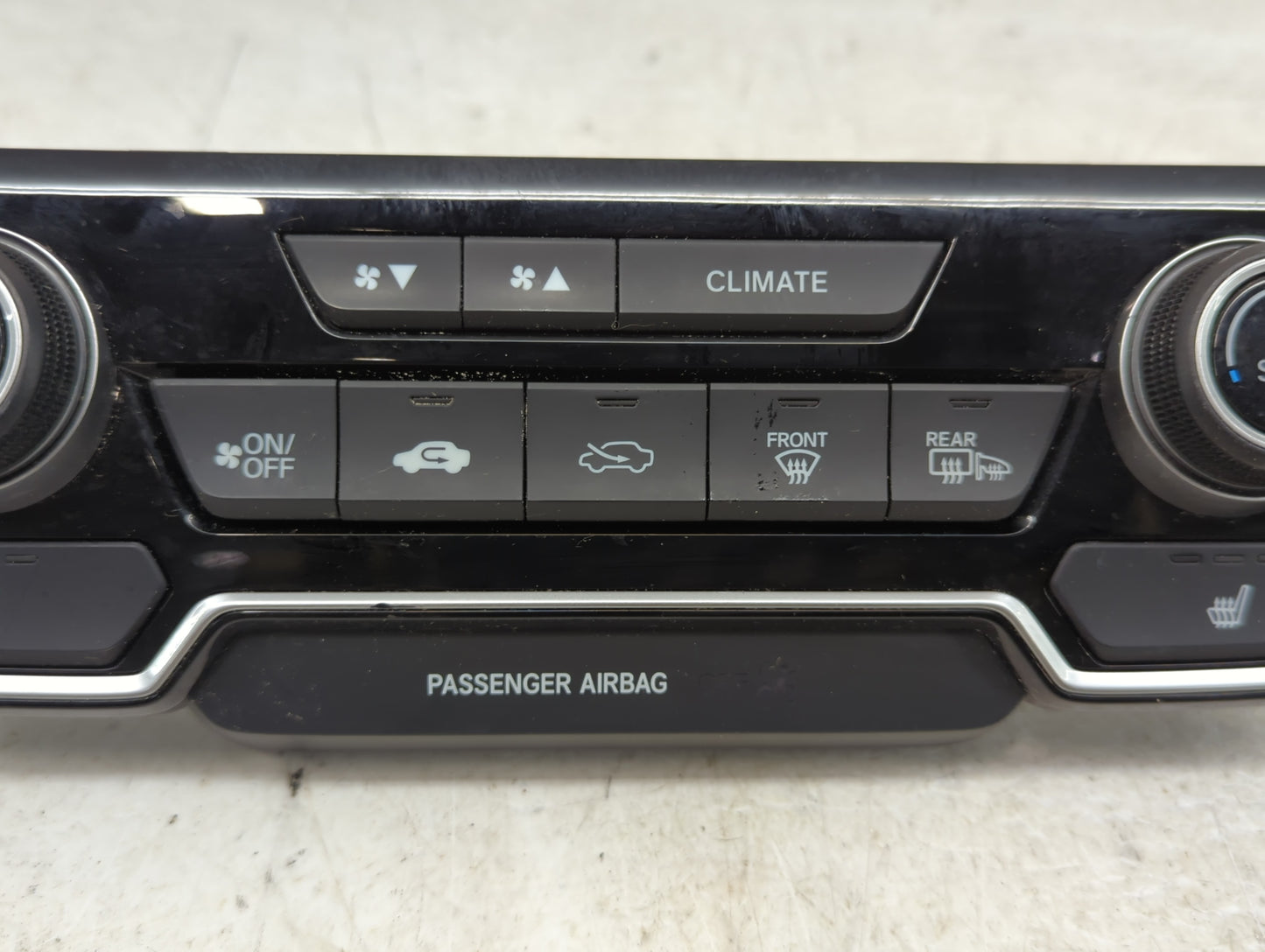 2020-2022 Honda Cr-V Climate Control Module Temperature AC/Heater Replacement P/N:79620TLAA510C1 Fits Fits 2020 2021 2022 OE