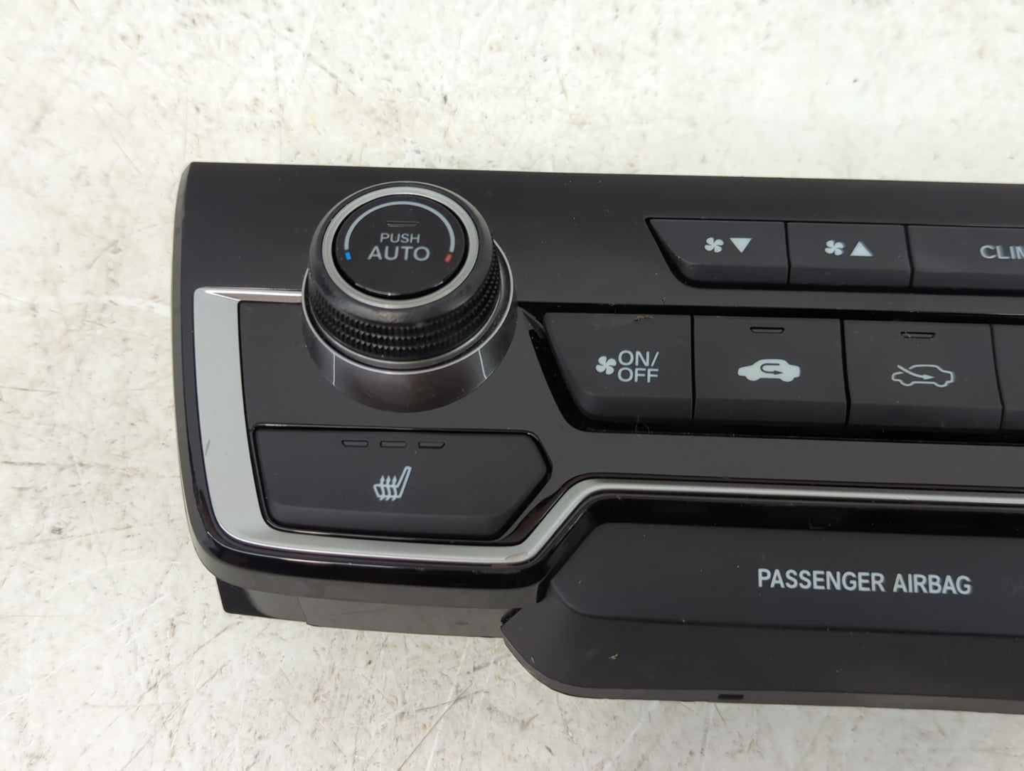 2017-2022 Honda Cr-V Climate Control Module Temperature AC/Heater Replacement P/N:79620TLAA413C1 Fits OEM Used Auto Parts - 