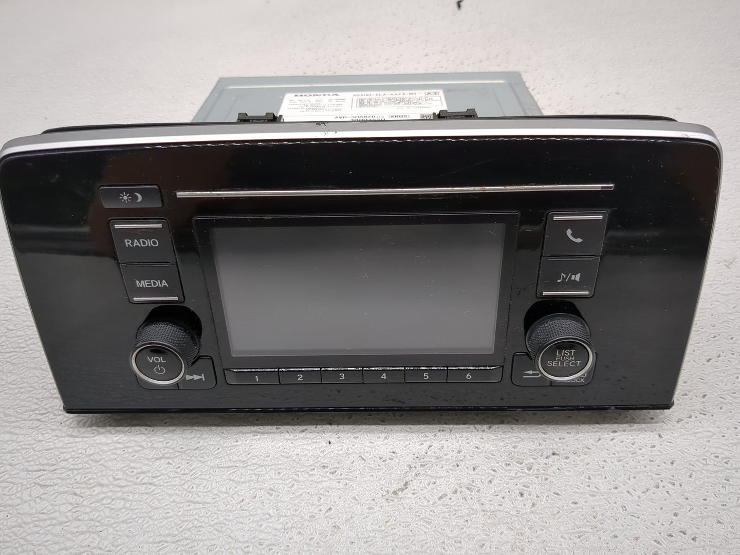 2017-2022 Honda Cr-V Radio AM FM Cd Player Receiver Replacement P/N:39100-TLA-A313-M1 39101-TLA-AA1-M1 Fits OEM Used Auto Pa
