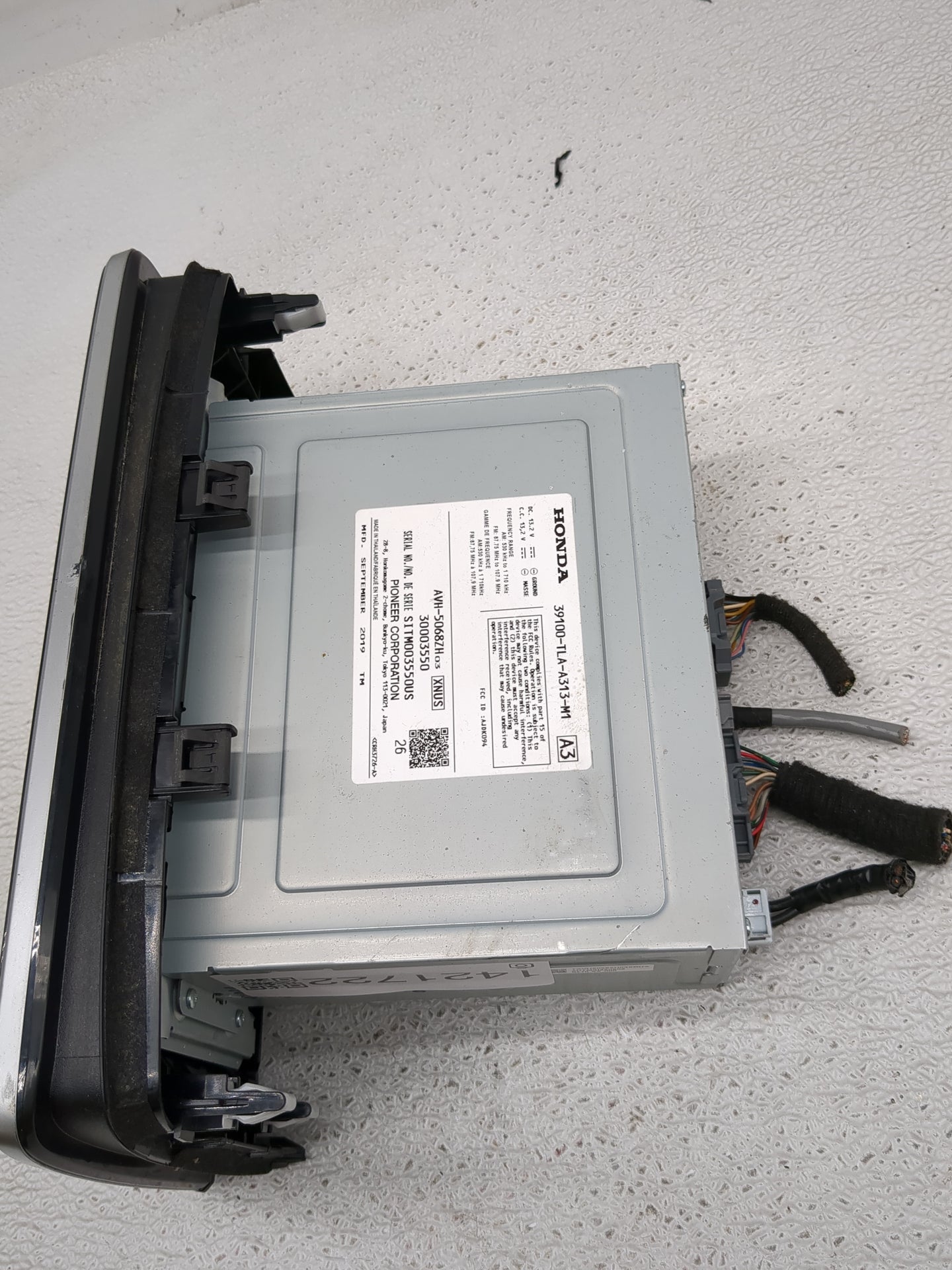 2017-2022 Honda Cr-V Radio AM FM Cd Player Receiver Replacement P/N:39100-TLA-A313-M1 39101-TLA-AA1-M1 Fits OEM Used Auto Pa