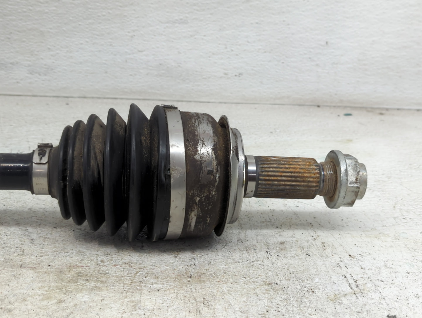 2020-2022 Honda Cr-v Axle Shaft Front Driver Cv C/v - Oemusedautoparts1.com