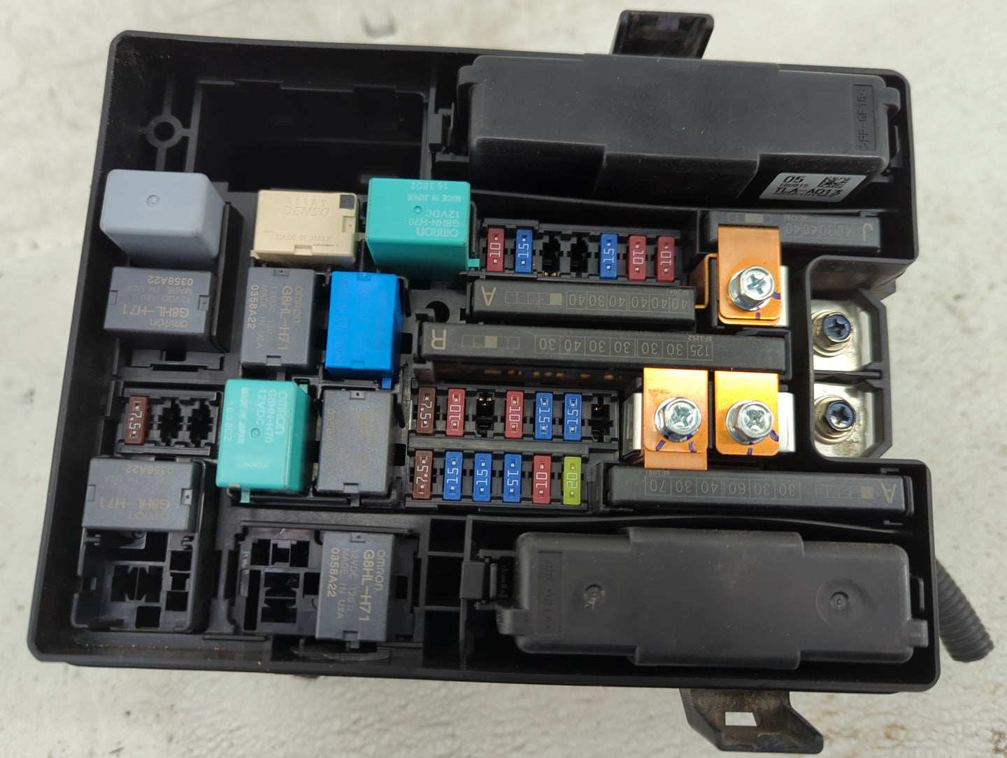 2017-2022 Honda Cr-V Fusebox Fuse Box Panel Relay Module P/N:TLA-A013 Fits Fits 2017 2018 2019 2020 2021 2022 OEM Used Auto 