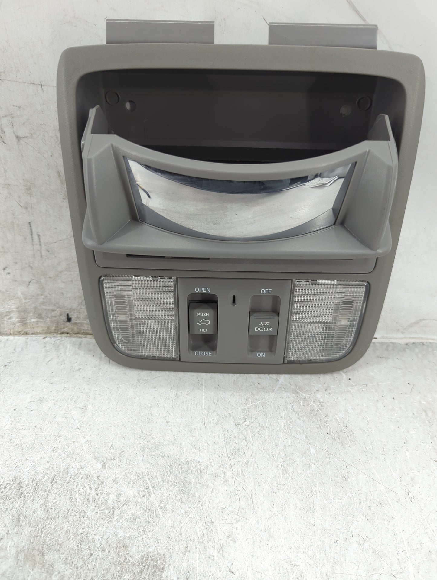 2022 Honda Cr-v Overhead Roof Console 1437898 - Oemusedautoparts1.com