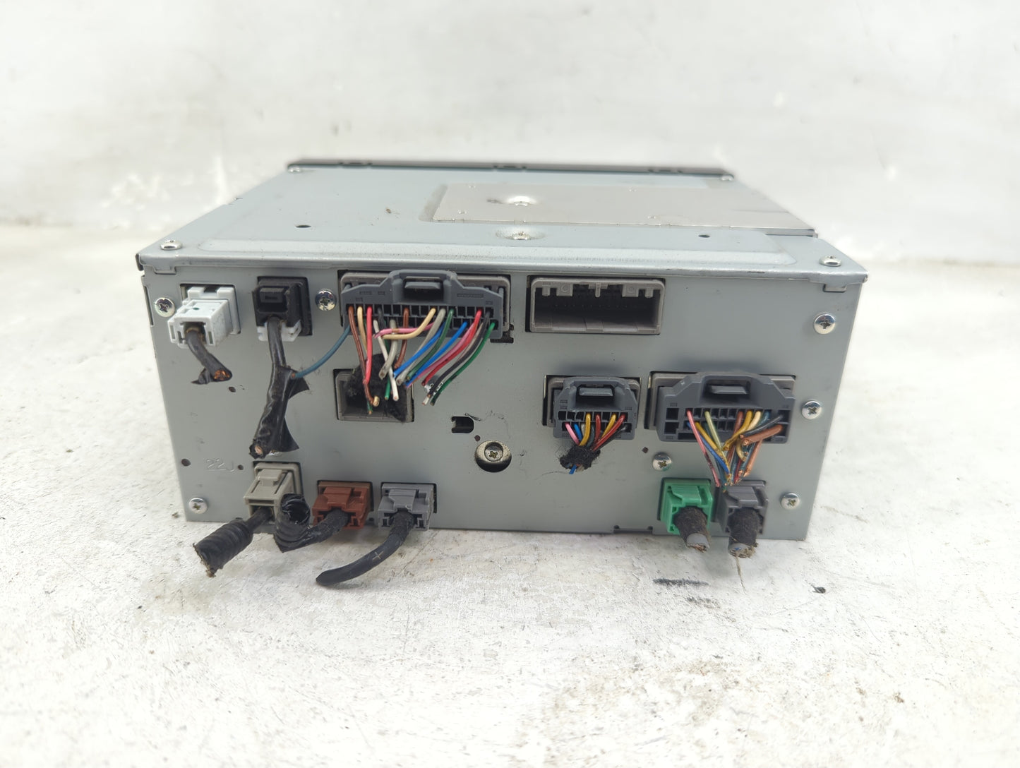 2022 Honda Cr-V Radio AM FM Cd Player Receiver Replacement P/N:UH0CVM0-X 90ZNY733 Fits OEM Used Auto Parts - Oemusedautopart
