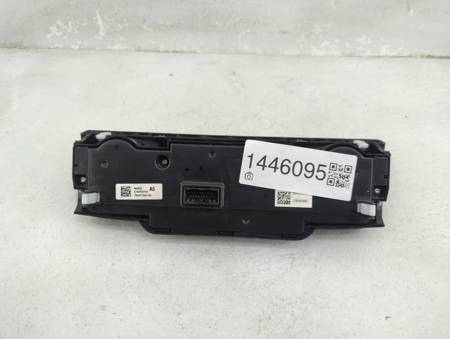 2021-2022 Honda Cr-V Climate Control Module Temperature AC/Heater Replacement P/N:79620TLAA510C1 07422042444 Fits Fits 2021 