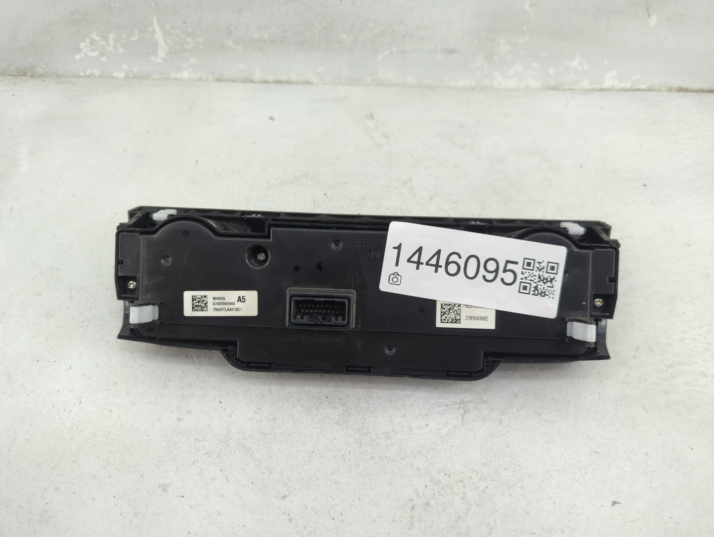 2021-2022 Honda Cr-V Climate Control Module Temperature AC/Heater Replacement P/N:79620TLAA510C1 07422042444 Fits Fits 2021 