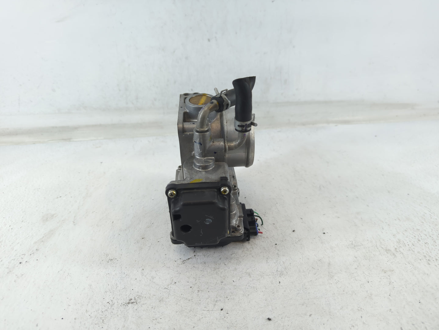 2020-2022 Honda Cr-V Throttle Body P/N:036833 GMG9A M20223 Fits Fits 2016 2017 2018 2019 2020 2021 2022 OEM Used Auto Parts 