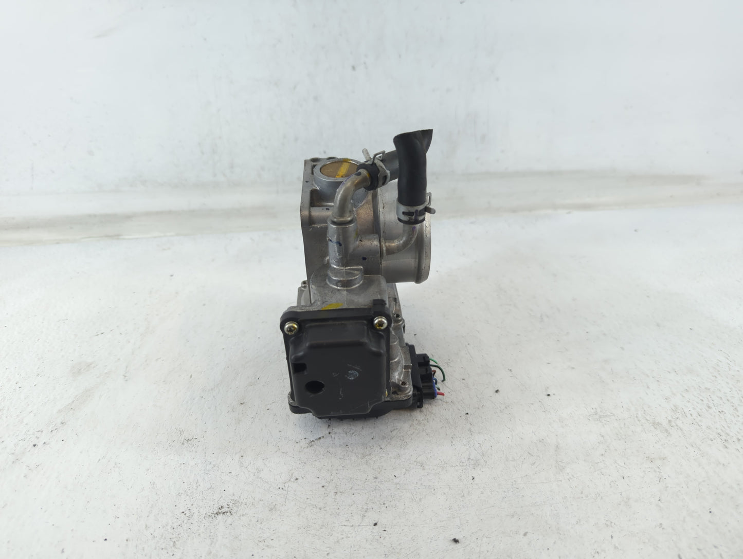 2020-2022 Honda Cr-V Throttle Body P/N:036833 GMG9A M20223 Fits Fits 2016 2017 2018 2019 2020 2021 2022 OEM Used Auto Parts 