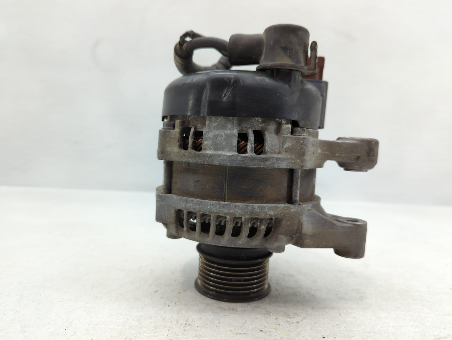 2020-2022 Honda Cr-V Alternator Replacement Generator Charging Assembly Engine OEM P/N:104211-4340 Fits OEM Used Auto Parts 