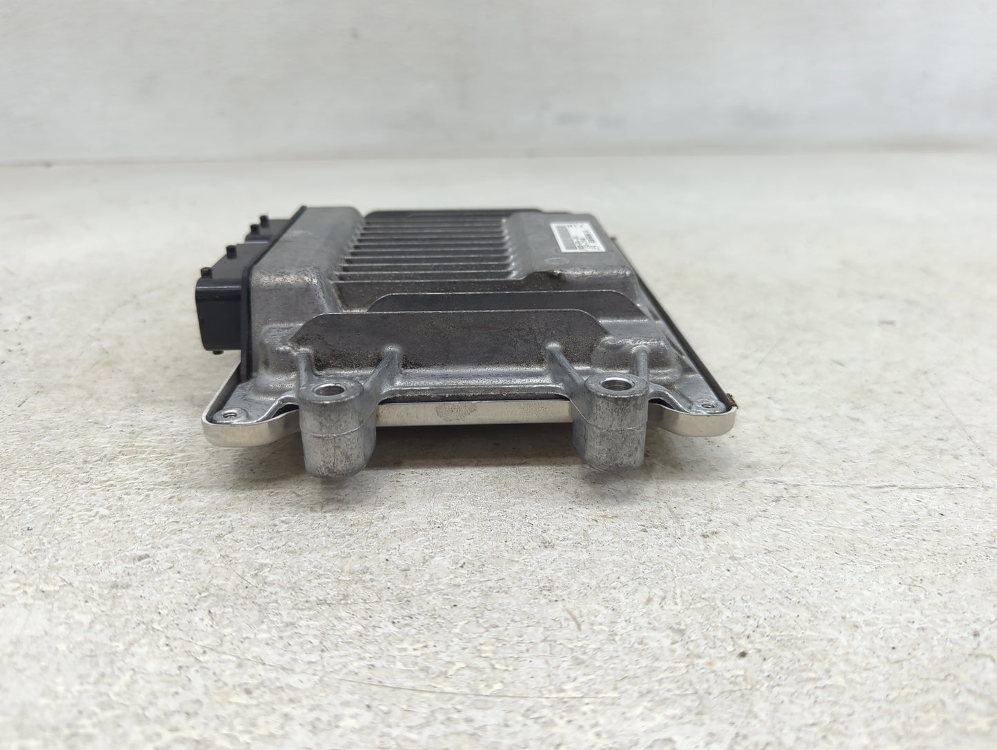 2022 Honda Crv PCM Engine Control Computer ECU ECM PCU OEM P/N:37820-5PA-AH3 Fits Fits 2021 OEM Used Auto Parts - Oemusedaut