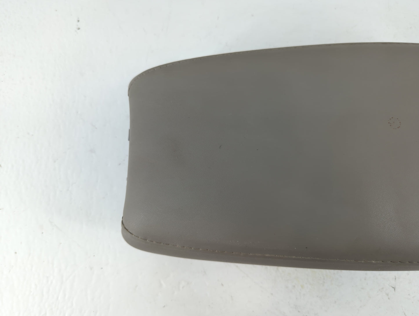 2022 Honda Hr-V Center Console Armrest Cover Lid Fits OEM Used Auto Parts - Oemusedautoparts1.com