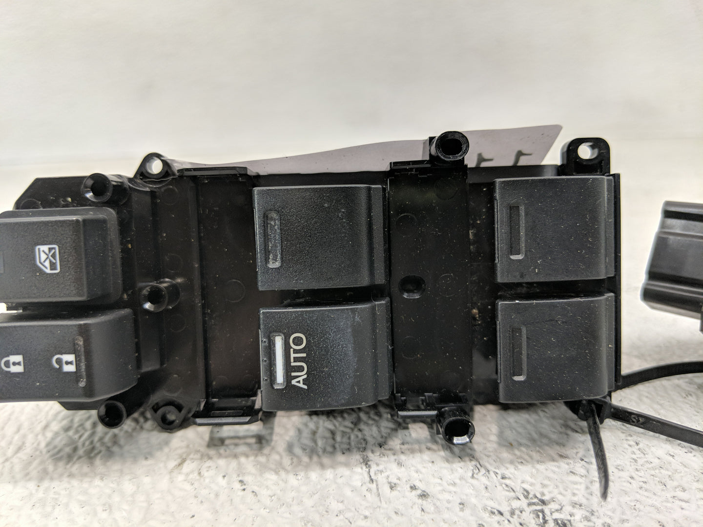 2016-2022 Honda Hr-V Master Power Window Switch Replacement Driver Side Left P/N:35750T7SA011M1 Fits OEM Used Auto Parts - O