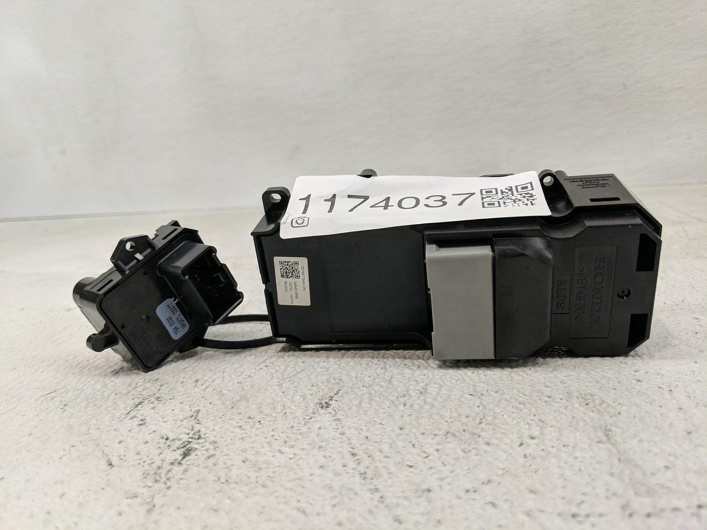 2016-2022 Honda Hr-V Master Power Window Switch Replacement Driver Side Left P/N:35750T7SA011M1 Fits OEM Used Auto Parts - O