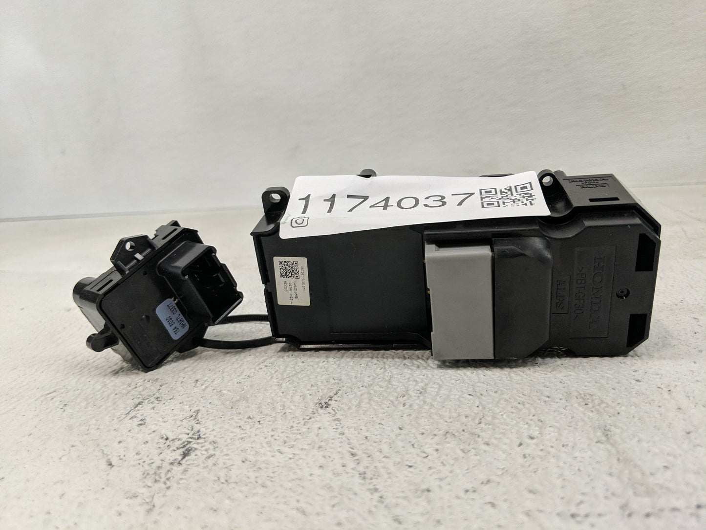 2016-2022 Honda Hr-V Master Power Window Switch Replacement Driver Side Left P/N:35750T7SA011M1 Fits OEM Used Auto Parts - O
