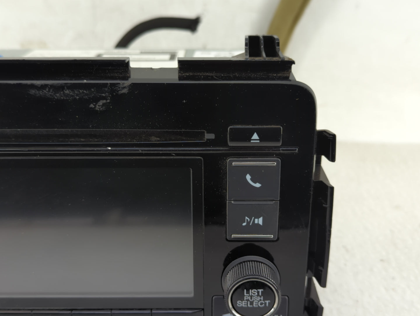 2019-2022 Honda Hr-V Radio AM FM Cd Player Receiver Replacement P/N:39100-T7W-A911-M1 Fits Fits 2019 2020 2021 2022 OEM Used