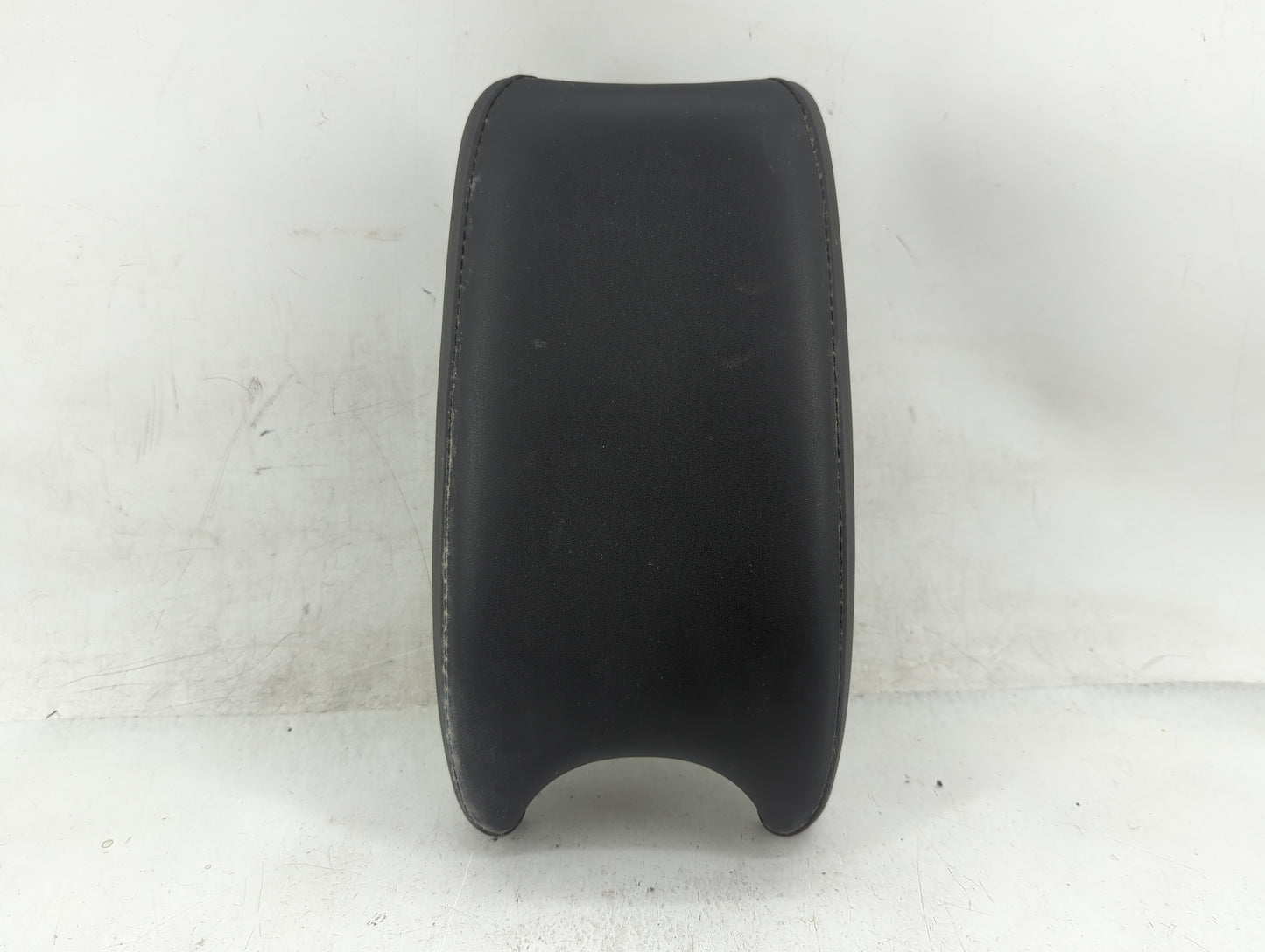 2022 Honda Hr-V Center Console Armrest Cover Lid Fits OEM Used Auto Parts - Oemusedautoparts1.com