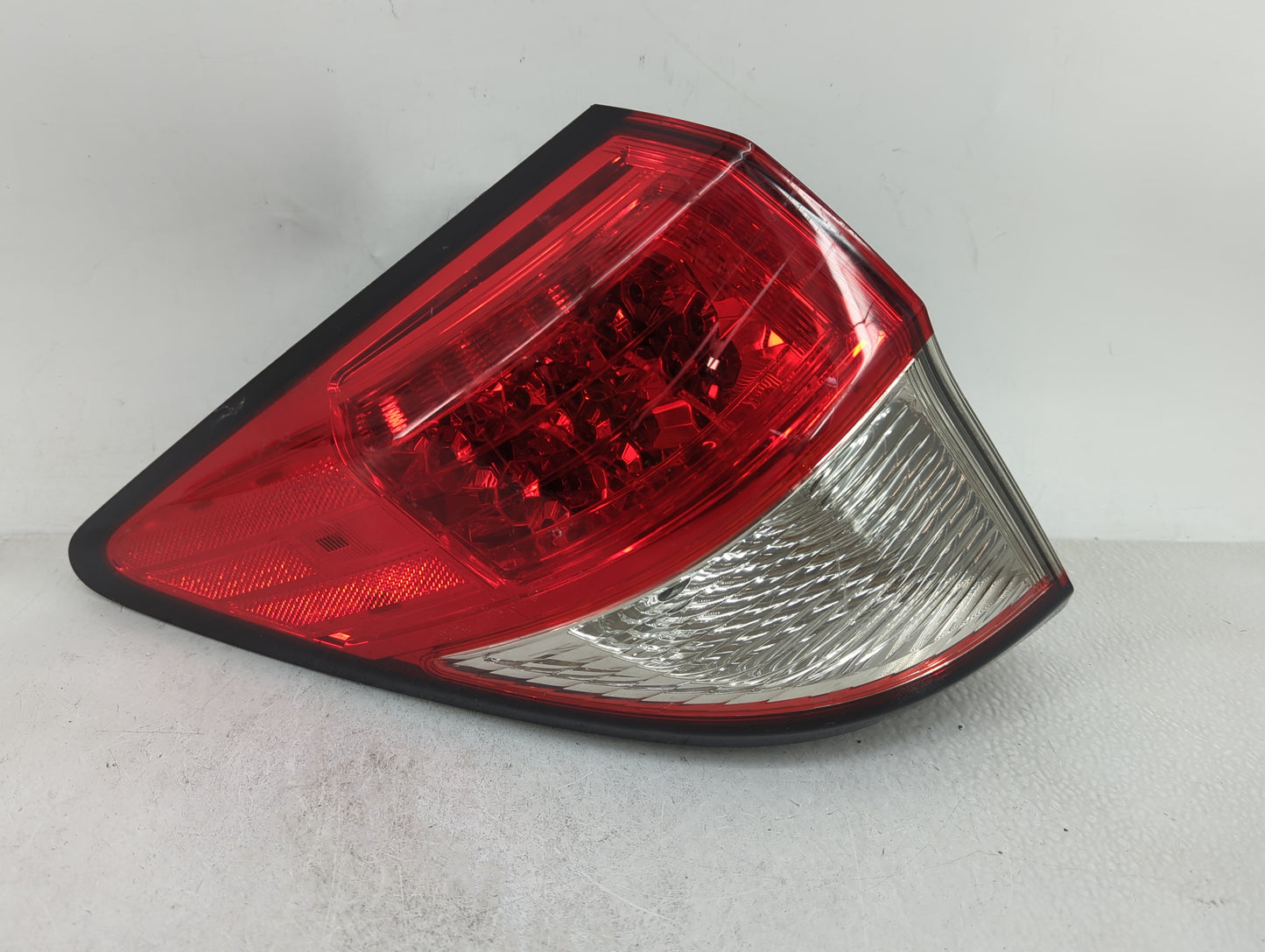 2019-2022 Honda Hr-V Tail Light Assembly Driver Left OEM Fits Fits 2019 2020 2021 2022 OEM Used Auto Parts - Oemusedautopart