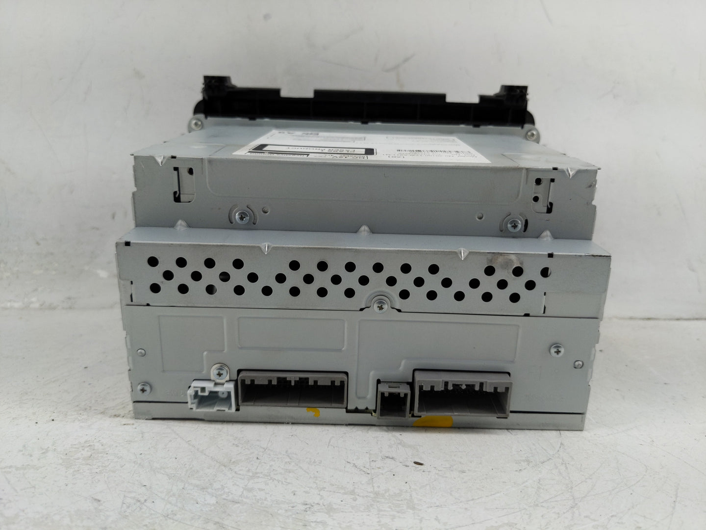 2019-2022 Honda Hr-V Radio AM FM Cd Player Receiver Replacement P/N:39100-T7W-A911-M1 Fits Fits 2019 2020 2021 2022 OEM Used