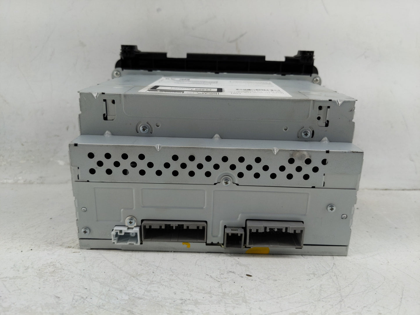 2019-2022 Honda Hr-V Radio AM FM Cd Player Receiver Replacement P/N:39100-T7W-A911-M1 Fits Fits 2019 2020 2021 2022 OEM Used