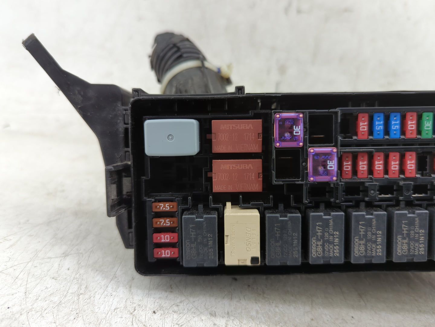 2020-2022 Honda Hr-V Fusebox Fuse Box Panel Relay Module P/N:32120-T7S-A11 Fits Fits 2020 2021 2022 OEM Used Auto Parts - Oe