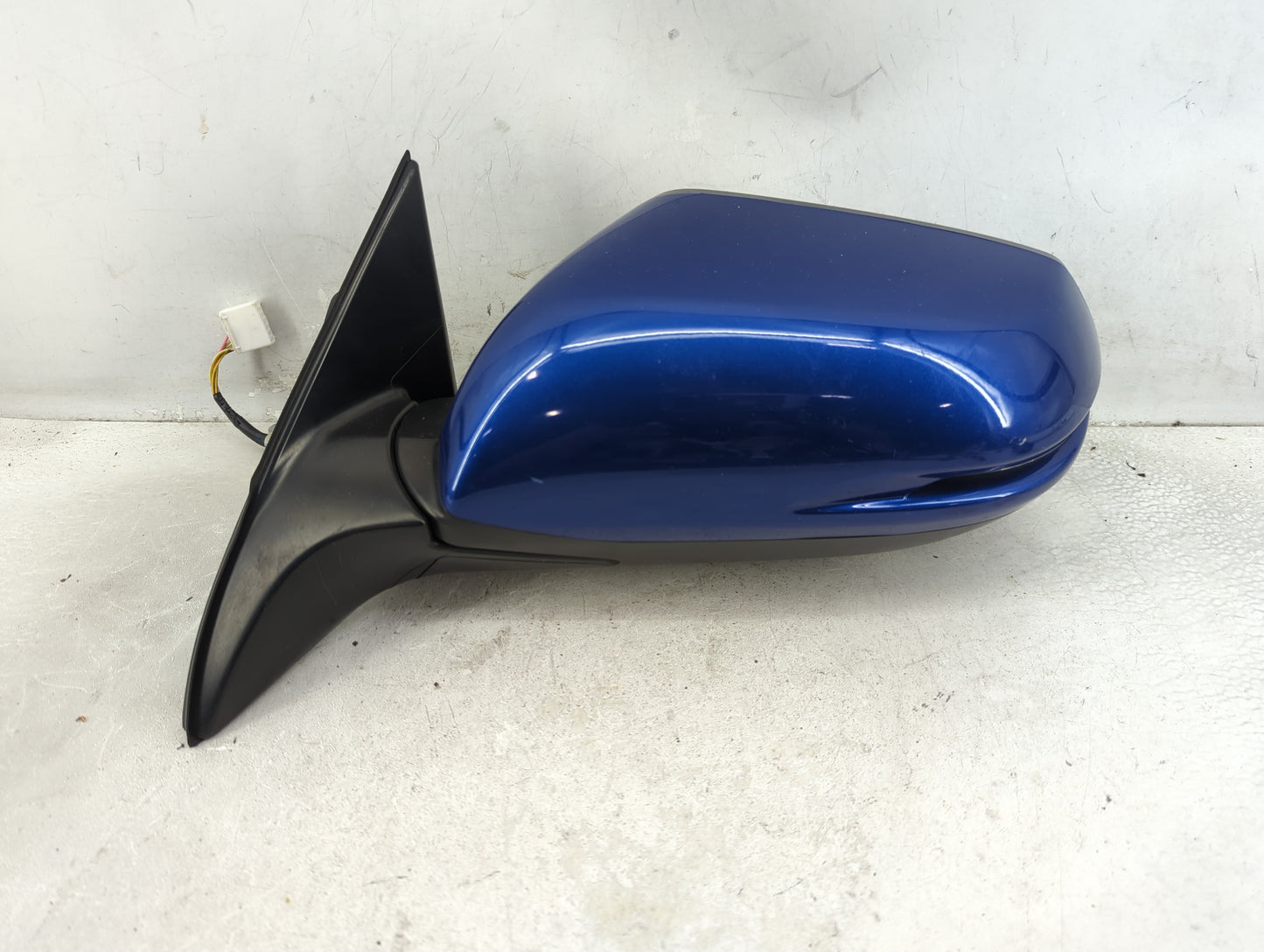 2019-2022 Honda Hr-V Driver Side View Mirror - Left Door Mirror OEM Used - Oemusedautoparts1.com
