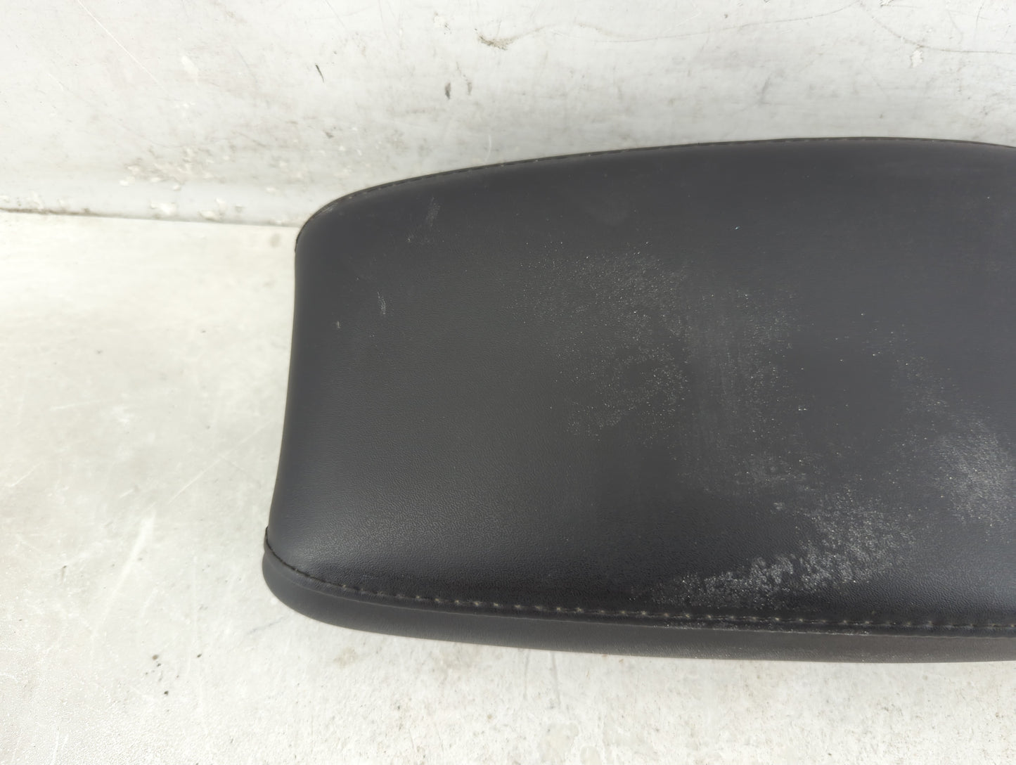 2022 Honda Hr-V Center Console Armrest Cover Lid Fits OEM Used Auto Parts - Oemusedautoparts1.com