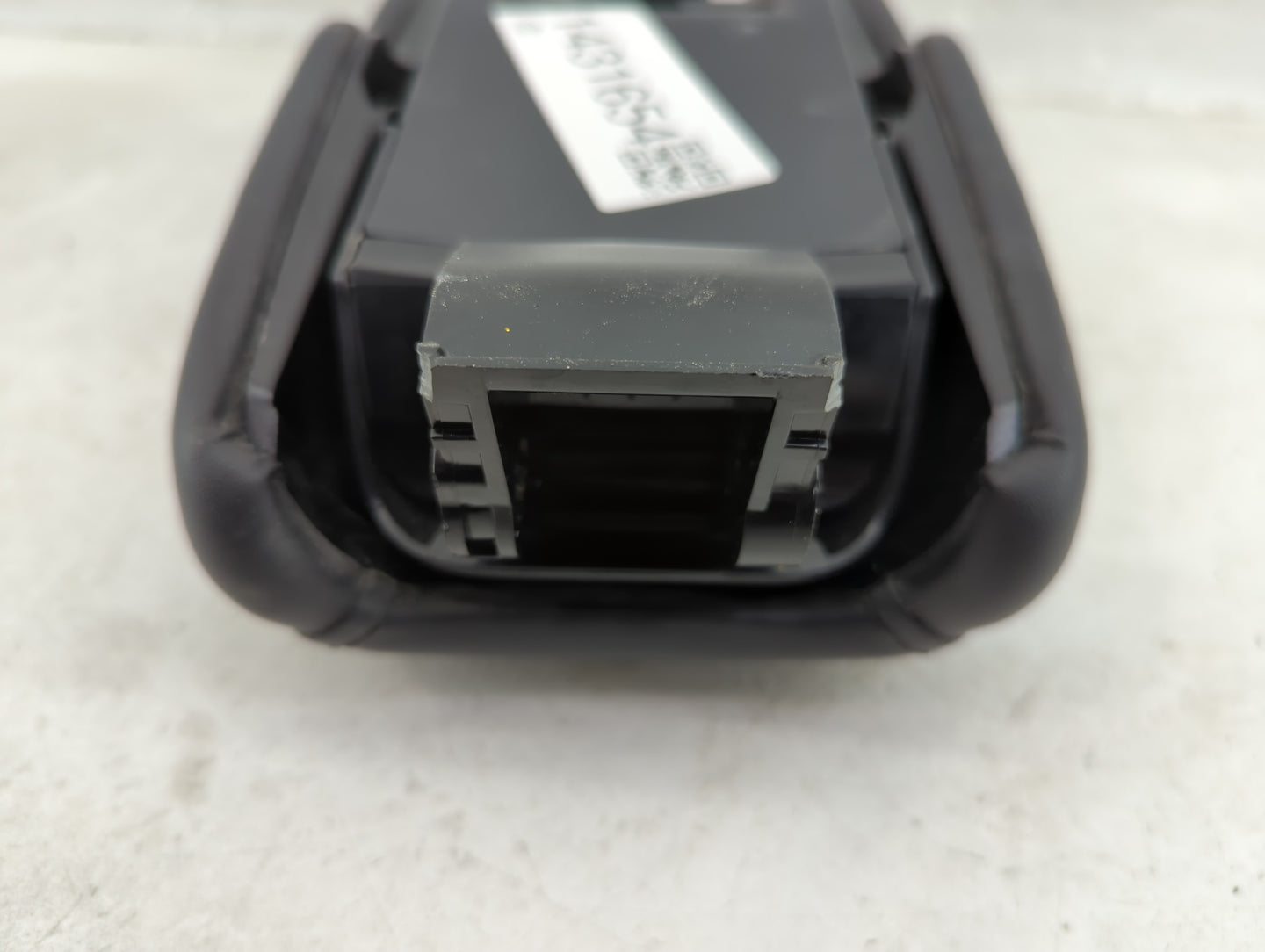 2022 Honda Hr-V Center Console Armrest Cover Lid Fits OEM Used Auto Parts - Oemusedautoparts1.com