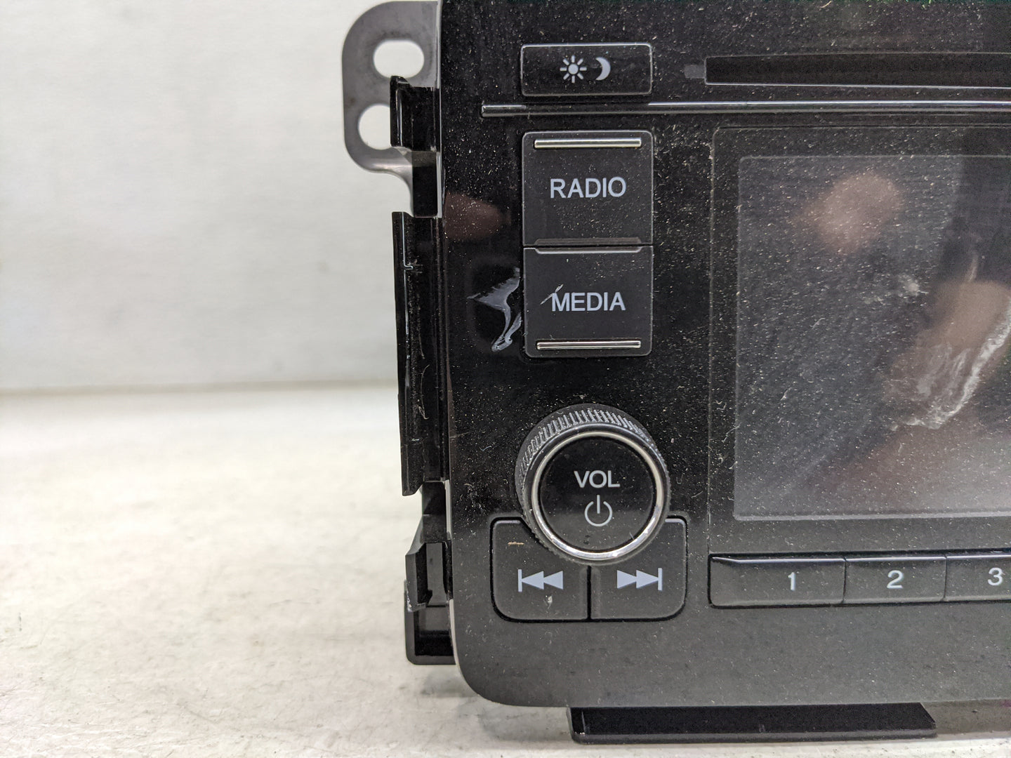 2019-2022 Honda Hr-V Radio AM FM Cd Player Receiver Replacement P/N:39100-T7W-A911-M1 CV-CHV8N0JX Fits Fits 2019 2020 2021 2