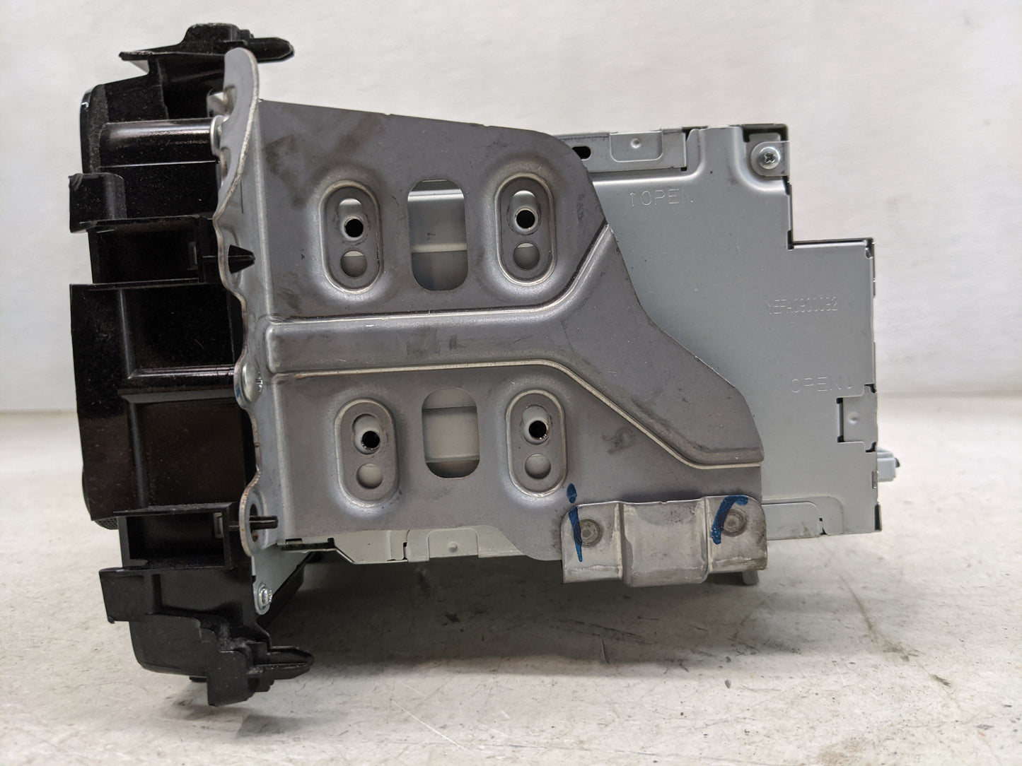 2019-2022 Honda Hr-V Radio AM FM Cd Player Receiver Replacement P/N:39100-T7W-A911-M1 CV-CHV8N0JX Fits Fits 2019 2020 2021 2