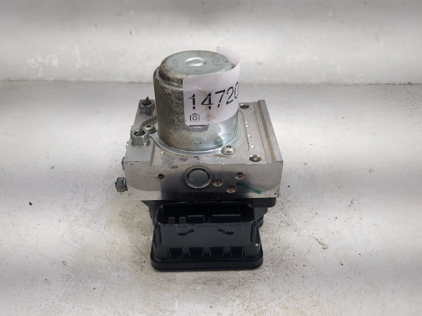 2019-2022 Honda Hr-V ABS Pump Control Module Replacement P/N:1D20A-0405 6469895000A Fits Fits 2019 2020 2021 2022 OEM Used A