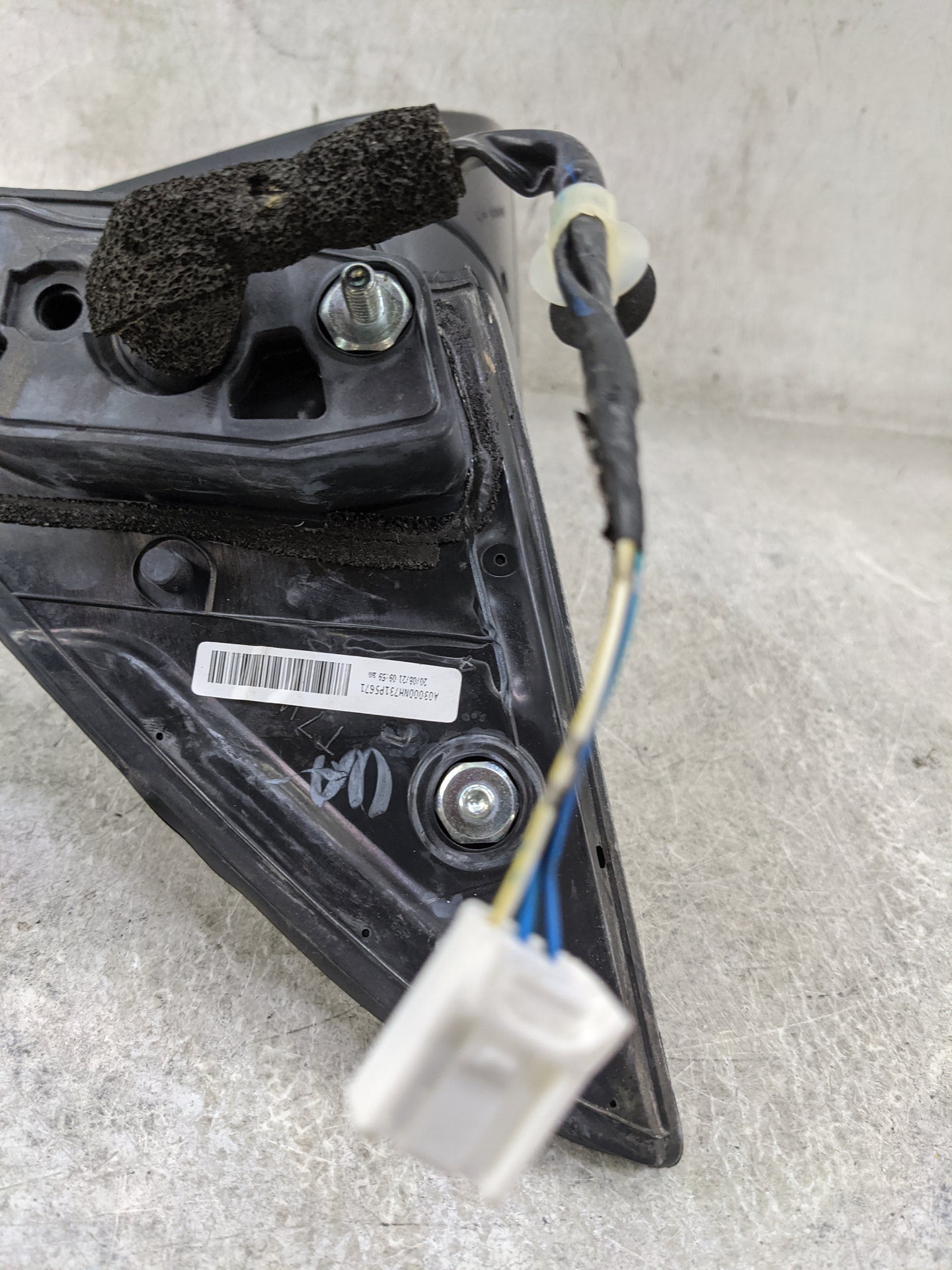 2022 Honda Hr-V Passenger Side View Mirror - Right Door Mirror OEM Used - Oemusedautoparts1.com