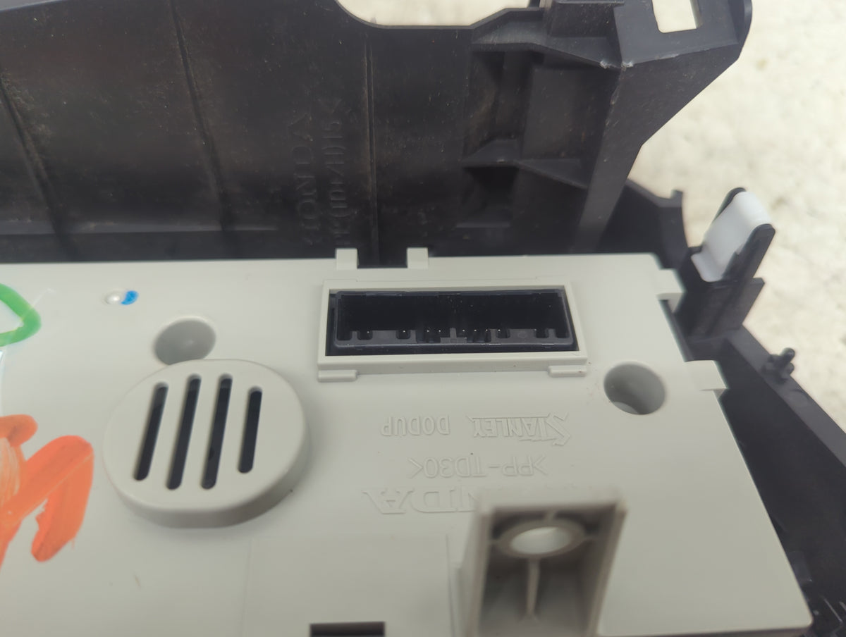 2016-2022 Honda Hr-V Climate Control Module Temperature AC/Heater Replacement P/N:79600T7WA850M1 17W-A850 Fits OEM Used Auto