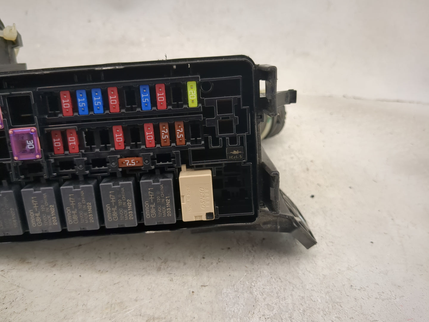 2020-2022 Honda Hr-V Fusebox Fuse Box Panel Relay Module Fits Fits 2020 2021 2022 OEM Used Auto Parts - Oemusedautoparts1.co