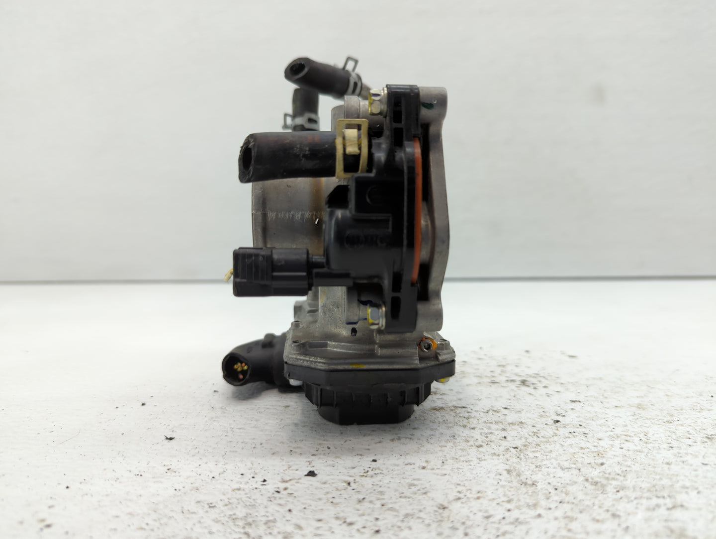 2016-2022 Honda Hr-V Throttle Body P/N:GMF3B Fits Fits 2012 2013 2014 2015 2016 2017 2018 2019 2020 2021 2022 OEM Used Auto 