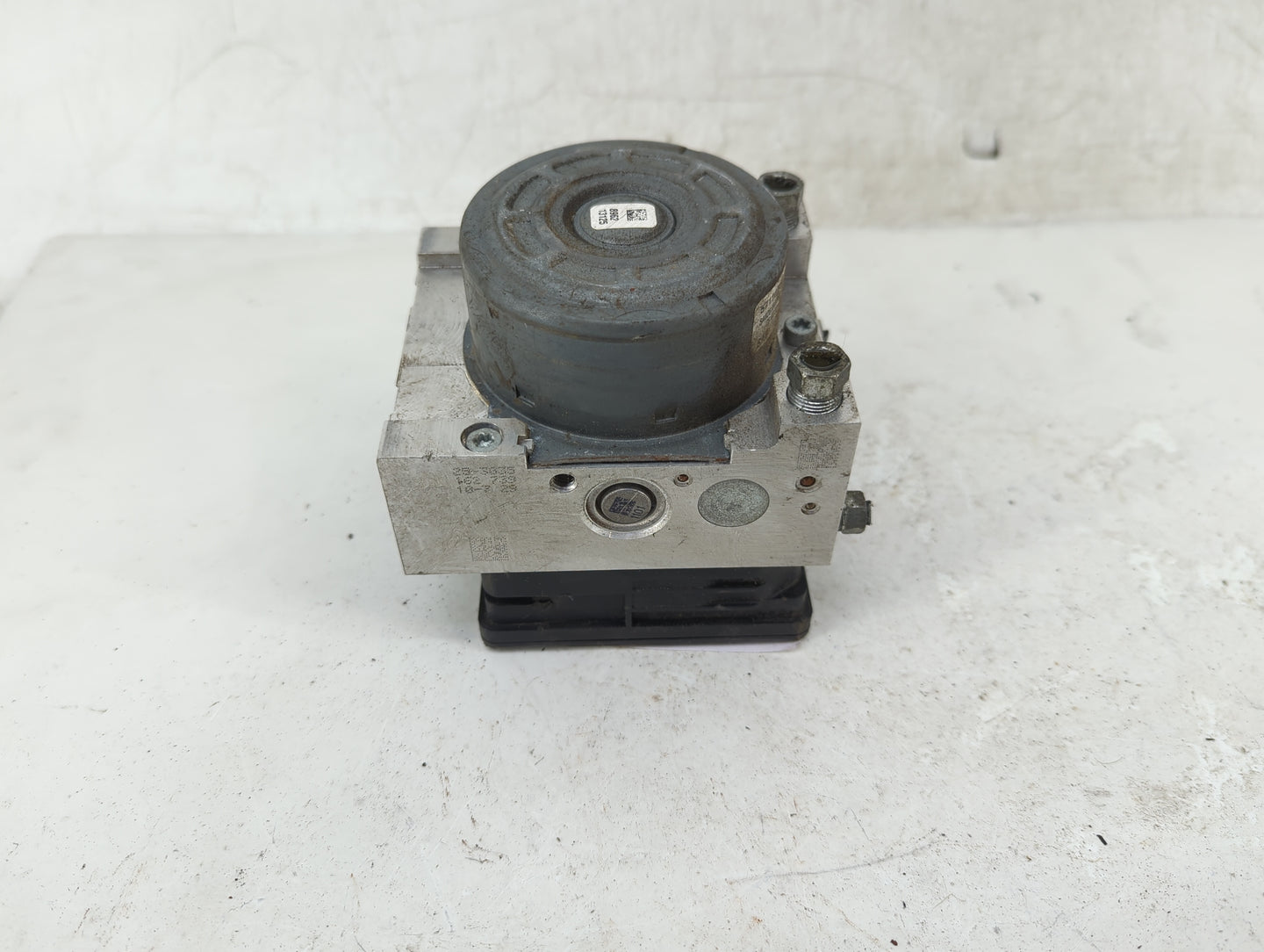 2019-2022 Honda Passport ABS Pump Control Module Replacement P/N:57110TGS Fits Fits 2019 2020 2021 2022 OEM Used Auto Parts 